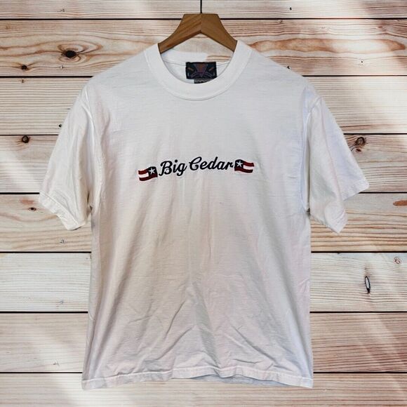 Vintage Big Cedar Lodge Shirt Mens Large White Embroidered Graphic Made in USA - Picture 1 of 8